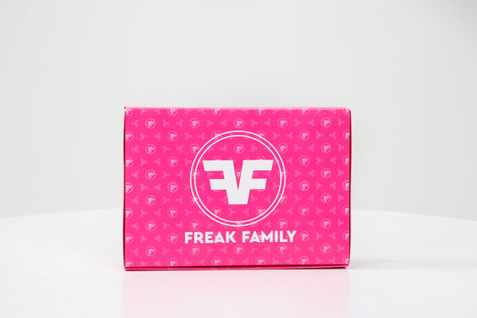 Caja Coleccionable #FreakFamily